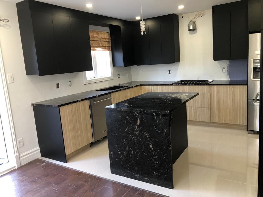 Granit mat noir